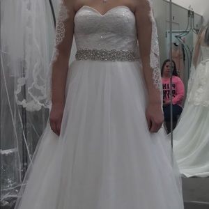 Ball gown wedding dress.